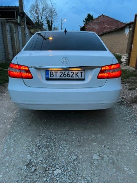 Mercedes-Benz E 200, снимка 3