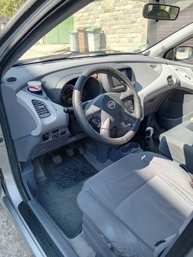 Nissan Almera tino Tino, снимка 10