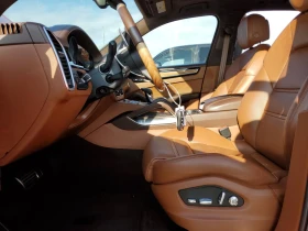 Обява за продажба на Porsche Cayenne TURBO S E-HYBRID 2020 ~ 135 000 лв. - изображение 6 | Auto.bg Обява за продажба на Porsche Cayenne TURBO S E-HYBRID 2020 ~ 135 000 лв. - изображение 6