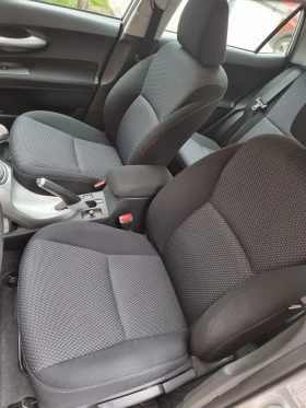 Toyota Auris * 1.6* 132PS*  - 6980 € / 13651.69 лв. - 37369687 11