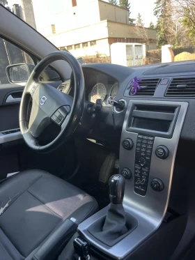 Volvo V50 2.4i momentum - 3500 € / 6845.40 лв. - 47558106 4