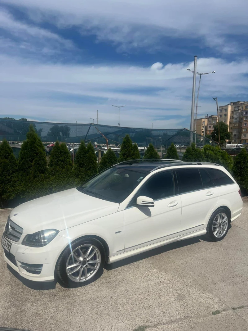 Mercedes-Benz C 250 AMG Facelift, снимка 3 - Автомобили и джипове - 46589401