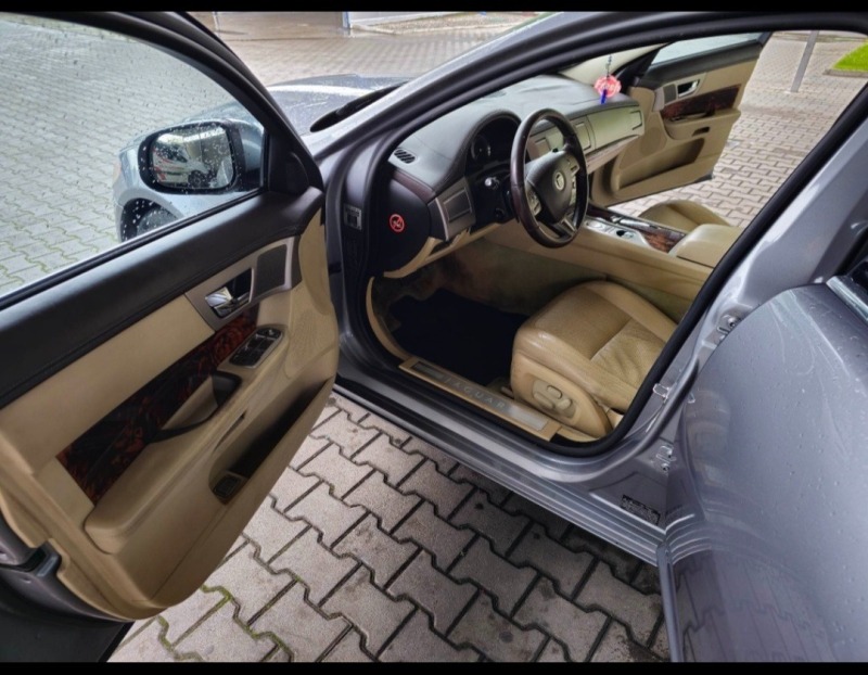 Jaguar Xf, снимка 6 - Автомобили и джипове - 46400494