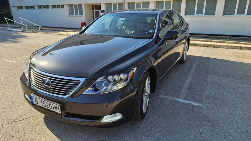 Lexus LS 600 Реални Километри, снимка 2 - Автомобили и джипове - 47281413