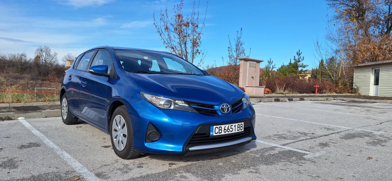 Toyota Auris  1.6VVTI, снимка 1 - Автомобили и джипове - 48267882