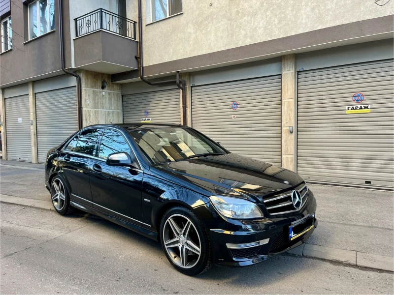 Mercedes-Benz C 320 6.3-Amg/Нави/Кожа/Full+ Регистрирана+ Обслужена, снимка 3 - Автомобили и джипове - 48469761