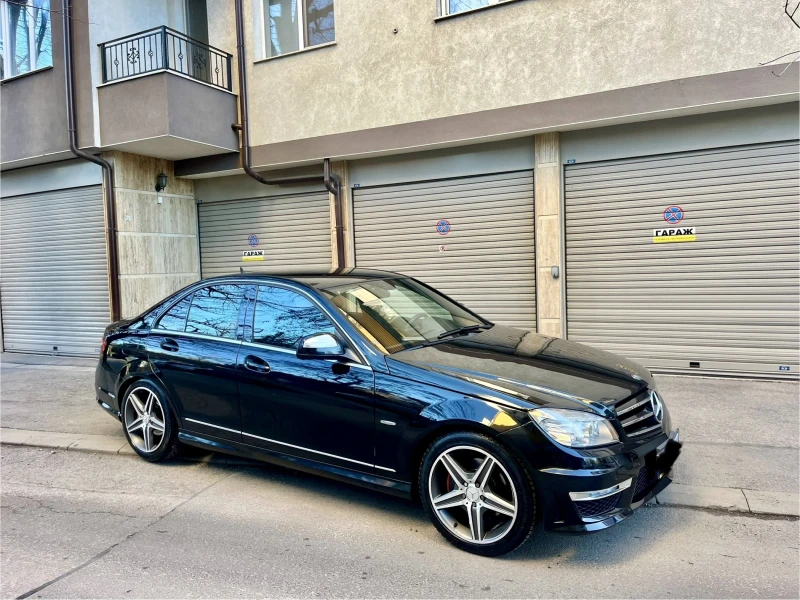 Mercedes-Benz C 320 6.3-Amg/Нави/Кожа/Full+ Регистрирана+ Обслужена, снимка 4 - Автомобили и джипове - 48469761