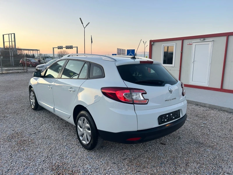 Renault Megane 1.5dci* 110k.c* NAVI* FACELIFT, снимка 3 - Автомобили и джипове - 48705633