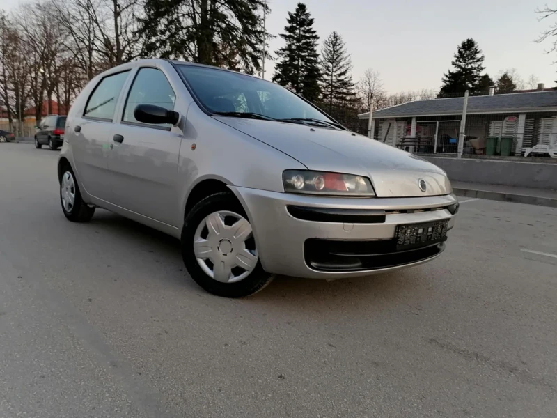 Fiat Punto 1.2 бензин клима , снимка 2 - Автомобили и джипове - 49566548