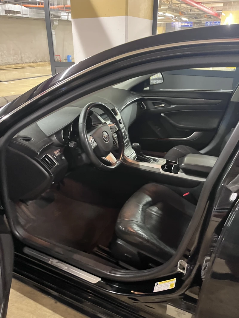 Cadillac Cts, снимка 6 - Автомобили и джипове - 52724370