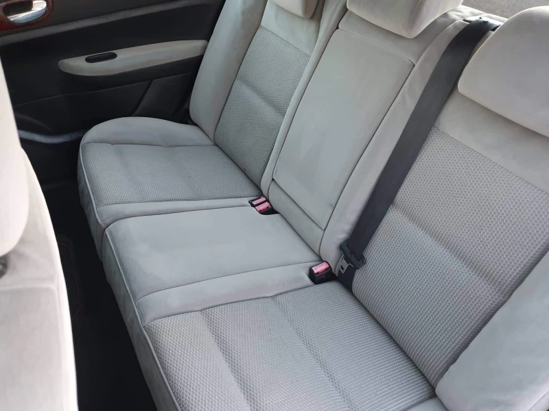 Peugeot 307 1.6 GAS, снимка 8 - Автомобили и джипове - 52500511