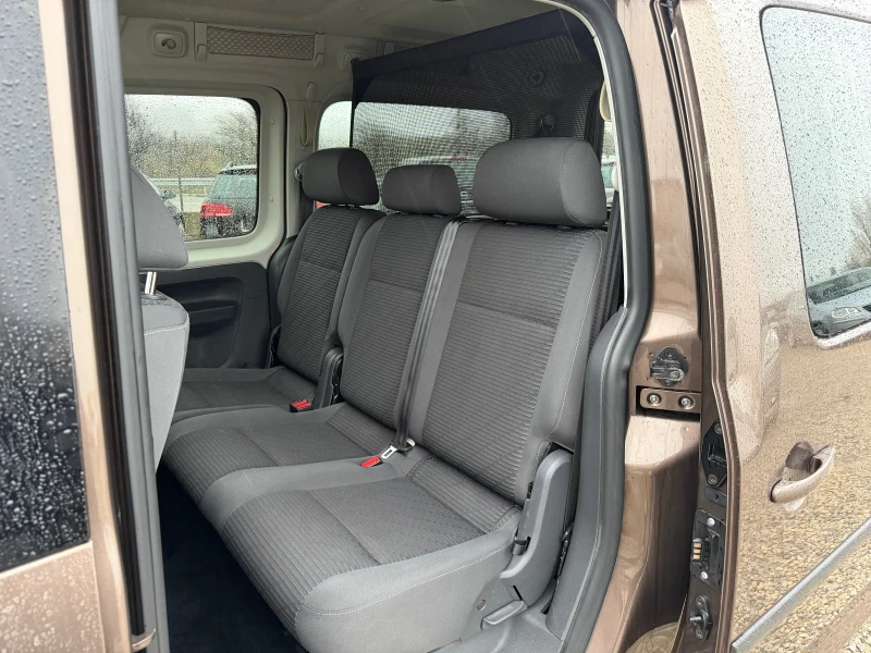 VW Caddy 1.6TDI-102PS-КЛИМАТИК-6+ 1, снимка 11 - Автомобили и джипове - 52569280