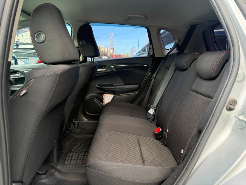 Honda Jazz 1.5 FACELIFT, снимка 9 - Автомобили и джипове - 52627806