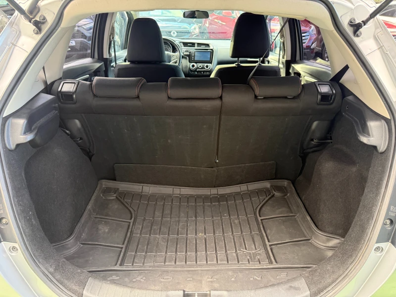 Honda Jazz 1.5 FACELIFT, снимка 16 - Автомобили и джипове - 52627806