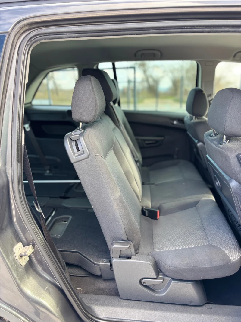 Opel Zafira, снимка 8 - Автомобили и джипове - 52651880