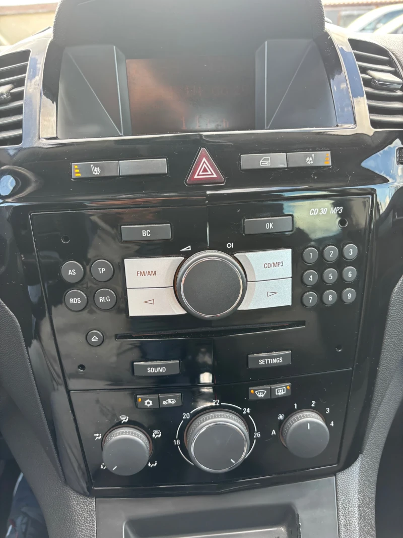 Opel Zafira, снимка 9 - Автомобили и джипове - 52651880