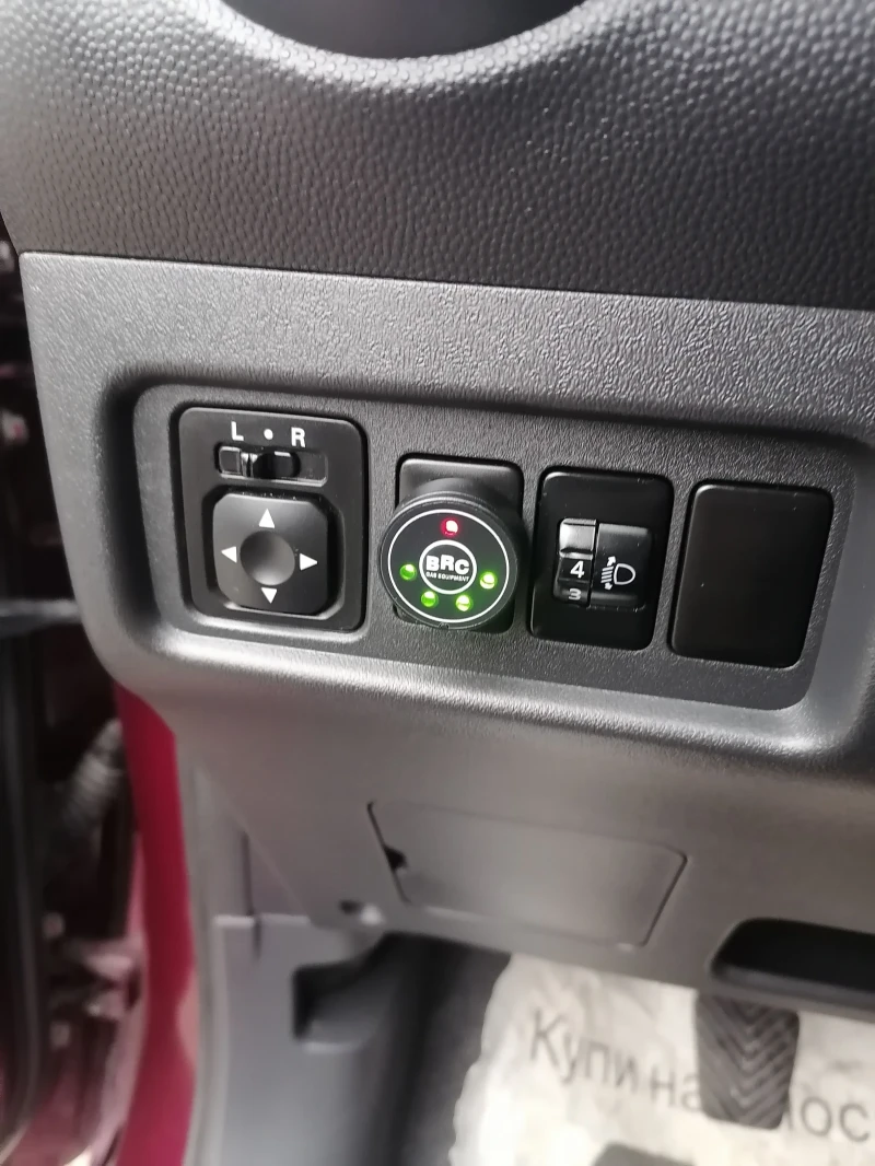 Mitsubishi Space star 1.2i, снимка 13 - Автомобили и джипове - 52806939