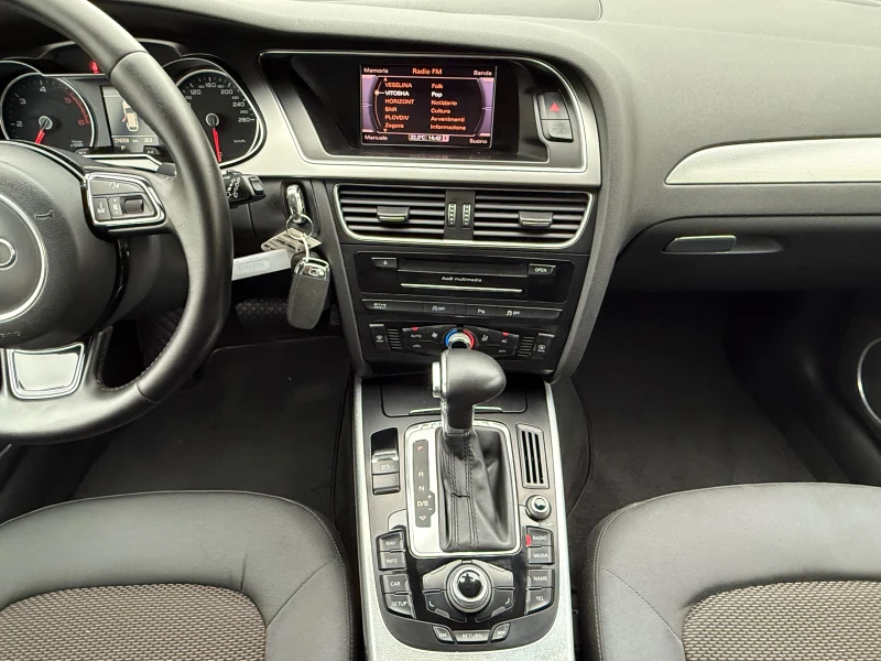 Audi A4 Allroad FACELIFT 2.0TDI quattro FULL DISTRONIC NAVI PDC !!, снимка 13 - Автомобили и джипове - 52877294