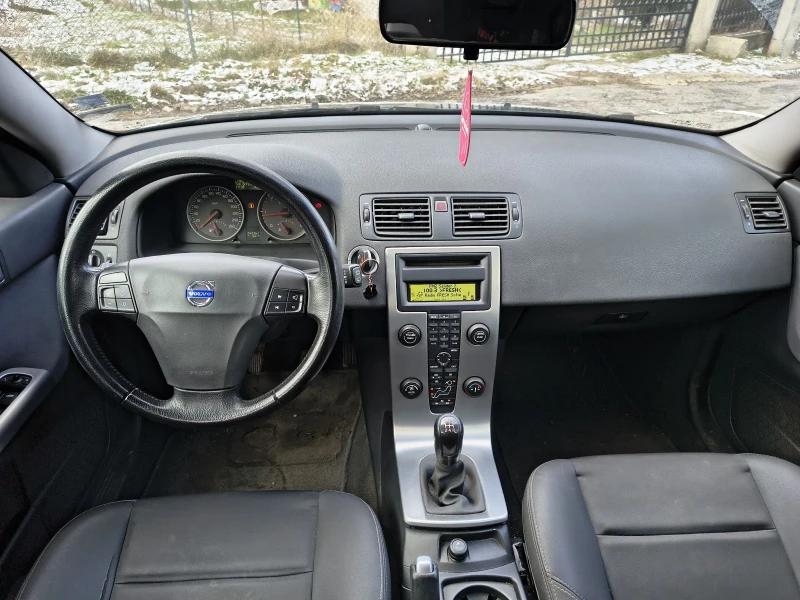 Volvo V50 1.6d, снимка 9 - Автомобили и джипове - 53085948