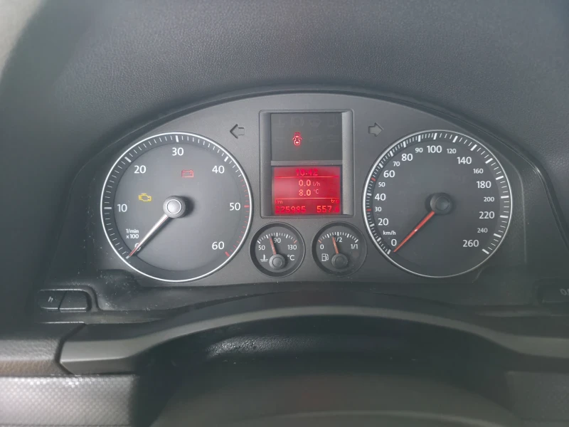 VW Golf 1.9 TDI BKC, снимка 8 - Автомобили и джипове - 53217836