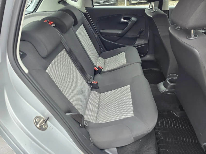 VW Polo 1.2i klima , снимка 8 - Автомобили и джипове - 53503075