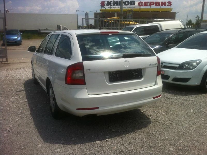 Skoda Octavia 2.0TDI, снимка 4 - Автомобили и джипове - 43393916