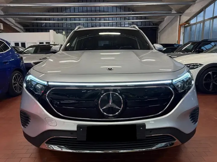 Mercedes-Benz EQB 250 4MATIC - 54998 лв. / 28120.03 € - 61507282 1