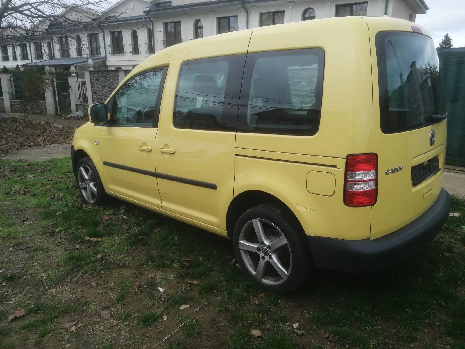 VW Caddy Нов мотор, снимка 1