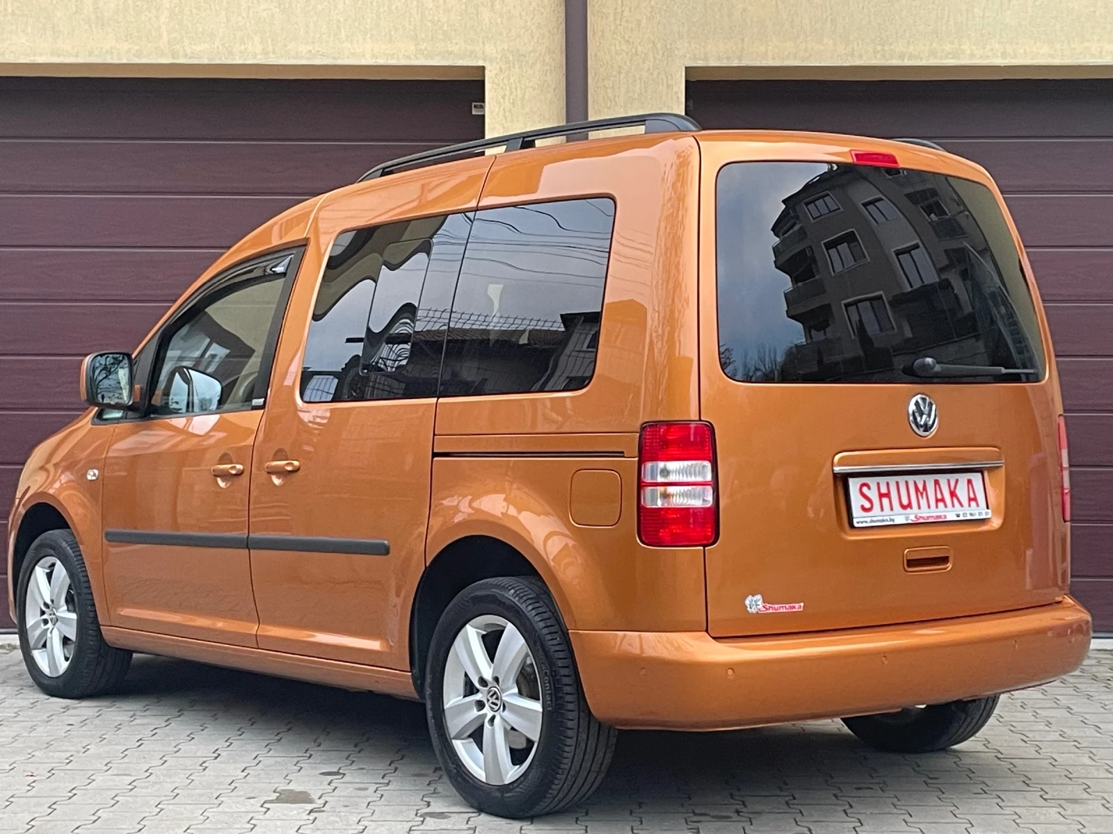 VW Caddy JAKO-2.0TDI-140ps-DSG Пълна Сервизна История! - изображение 4