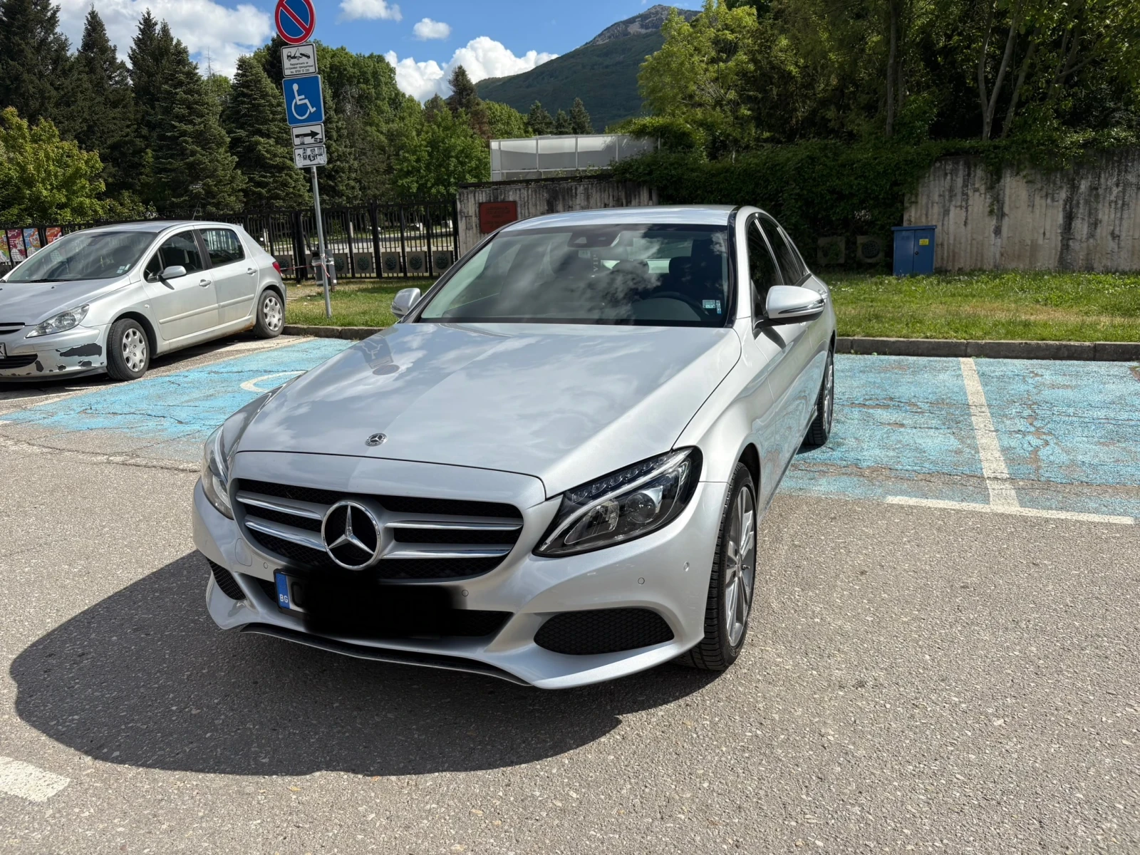 Mercedes-Benz C 400 4matic - изображение 3