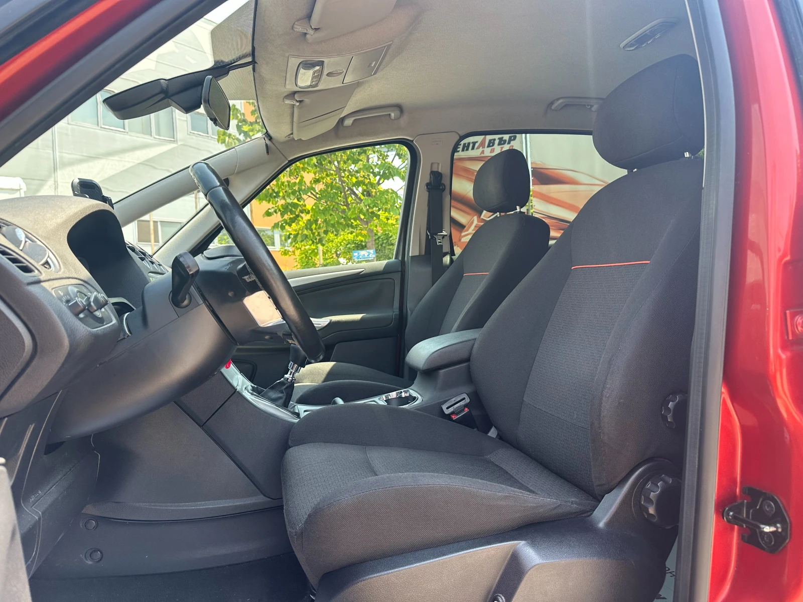 Ford S-Max 2.0d 140 к.с. - изображение 8