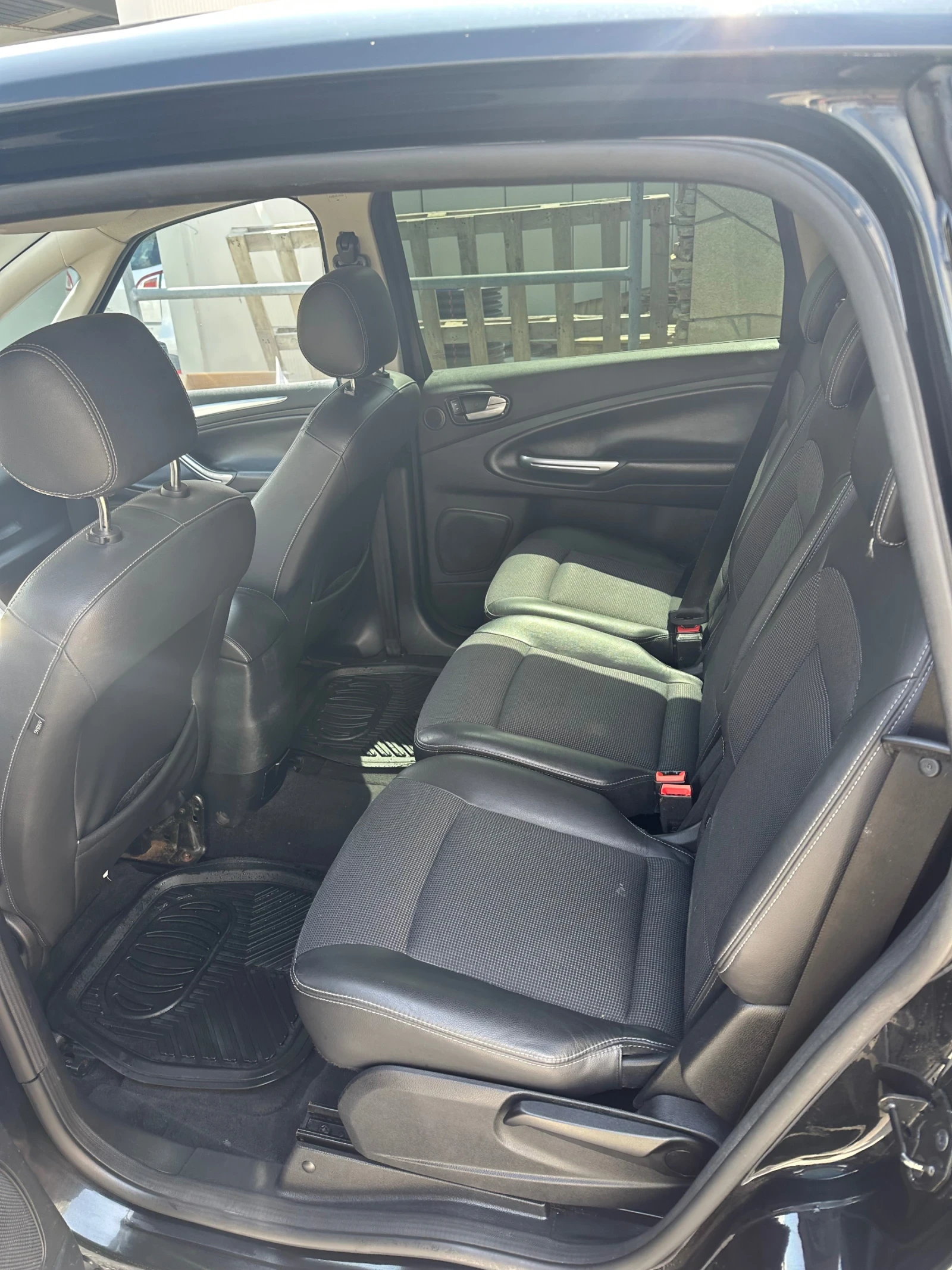 Ford S-Max 2.0TDCI - изображение 7