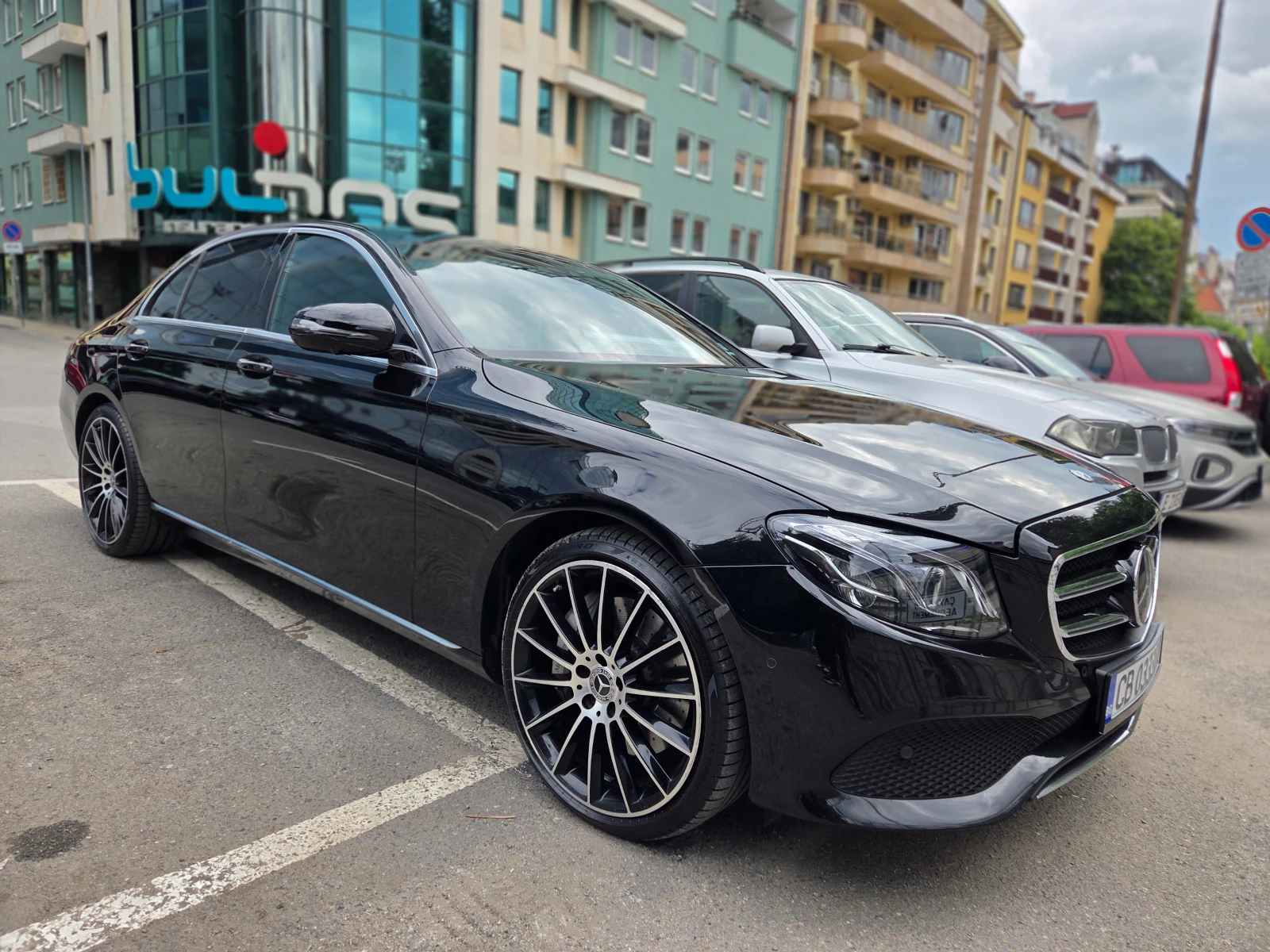 Mercedes-Benz E 400 LIMITED* 4matic* Burmester* Multibeam*  - изображение 8
