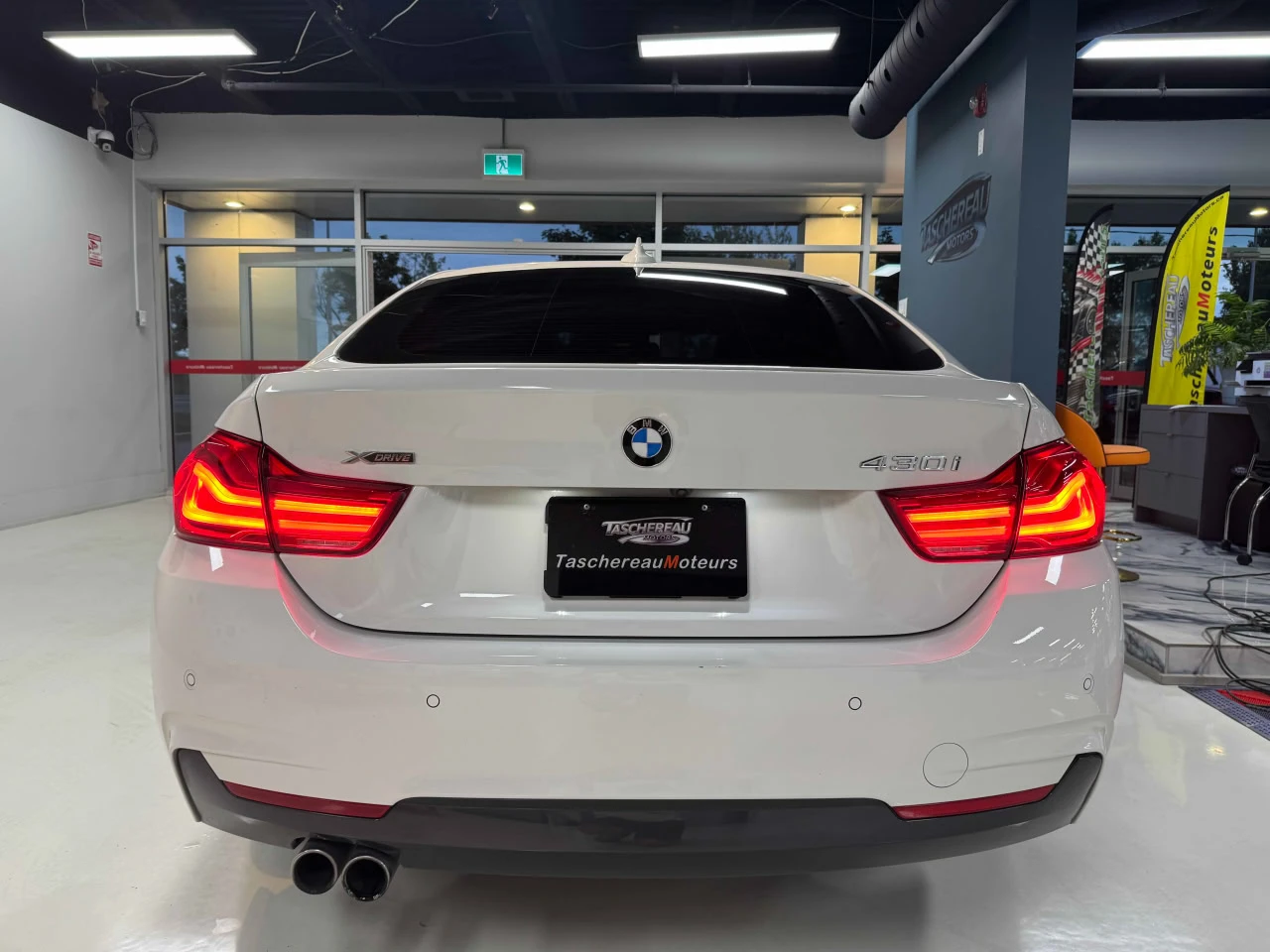 BMW 430 * АВТО КРЕДИТ* ЦЕНА ДО БГ * CARFAX *  - изображение 2