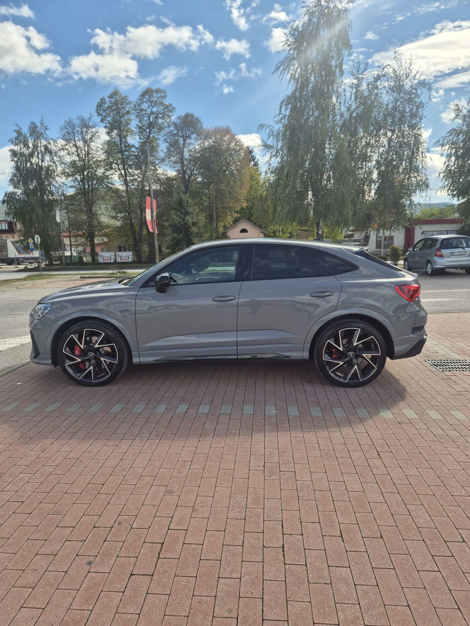 Audi RSQ3 Sportback Quattro - изображение 10