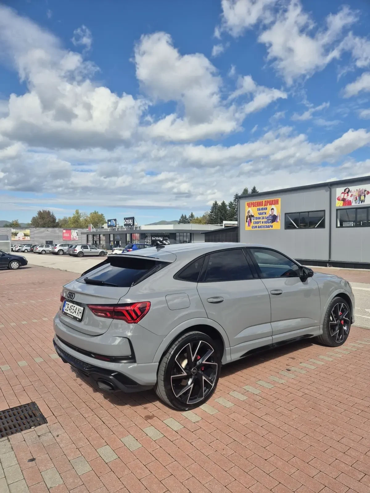 Audi RSQ3 Sportback Quattro - изображение 7