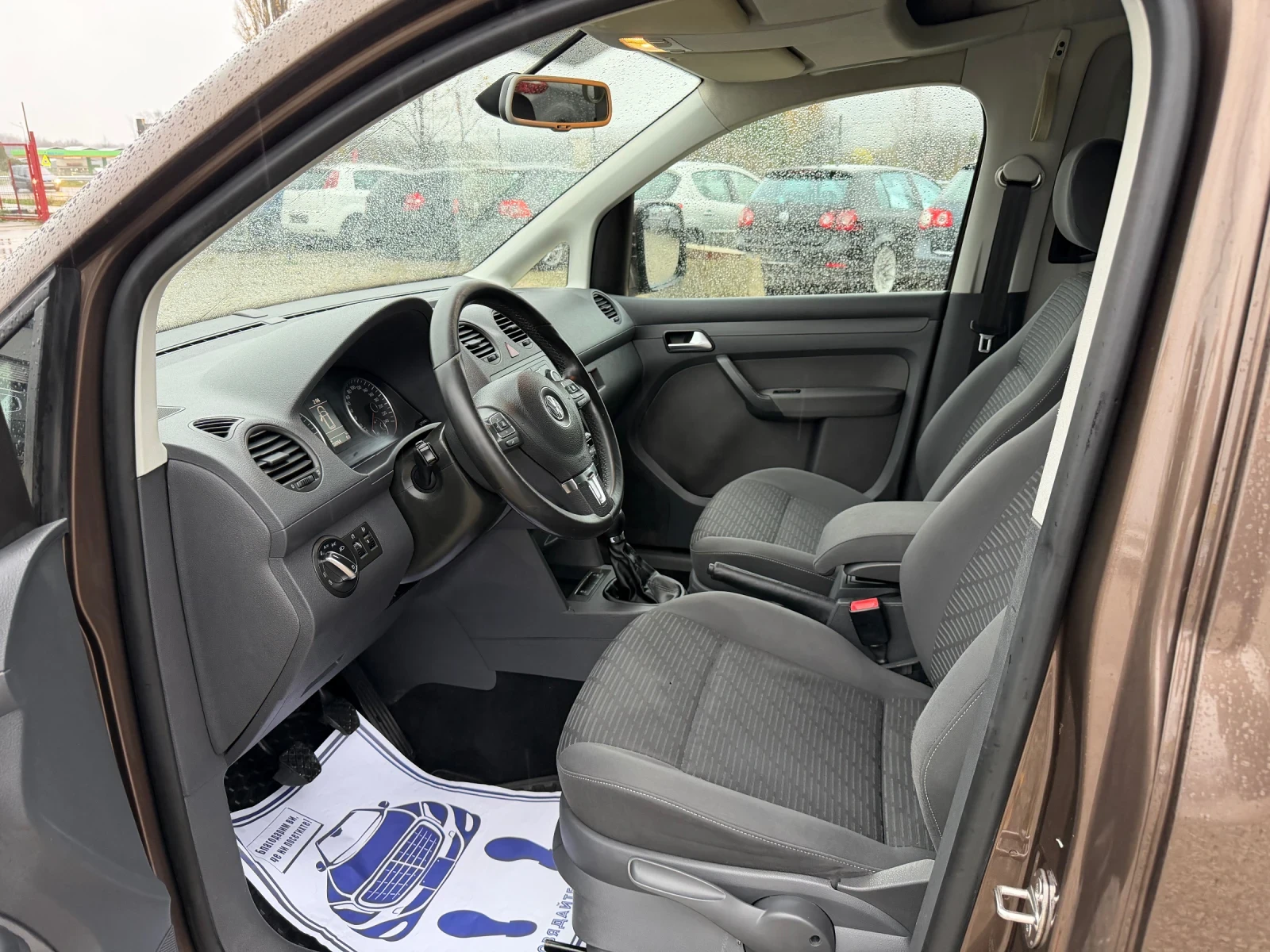 VW Caddy 1.6TDI-102PS-КЛИМАТИК - изображение 9