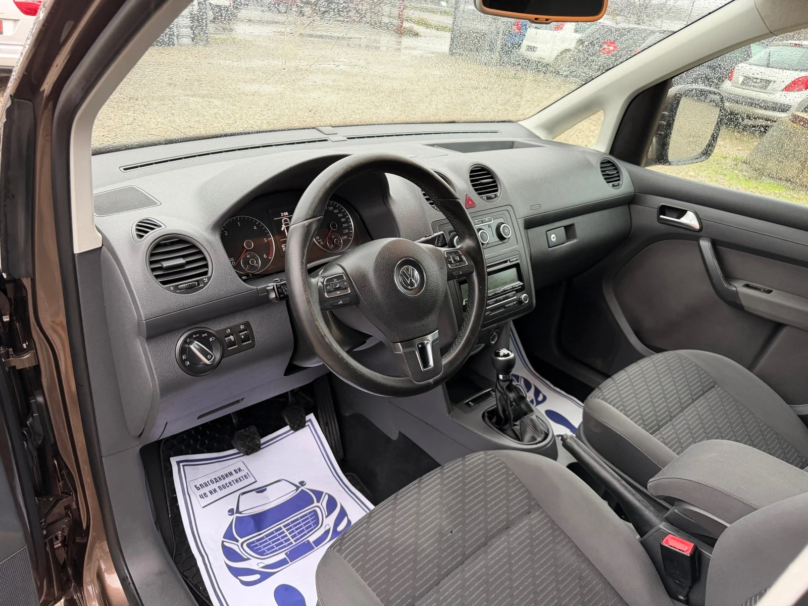 VW Caddy 1.6TDI-102PS-КЛИМАТИК - изображение 10