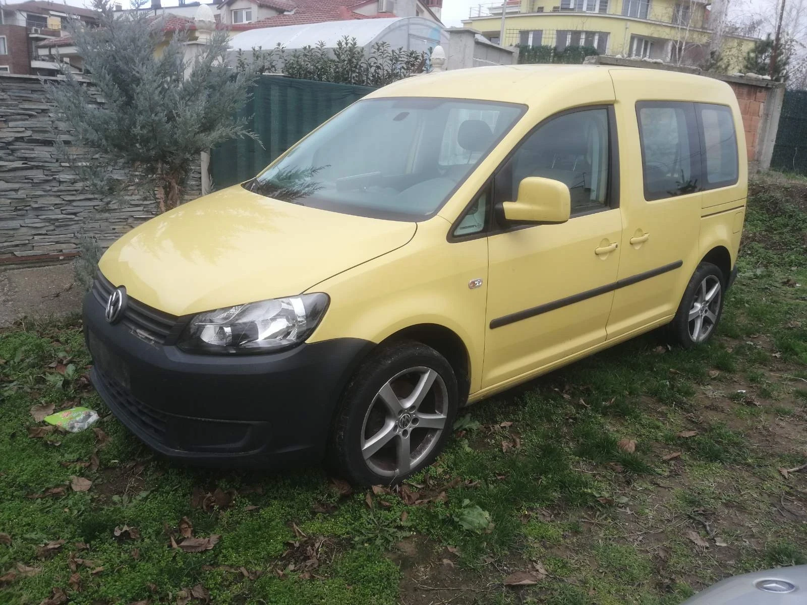 VW Caddy Нов мотор - изображение 2