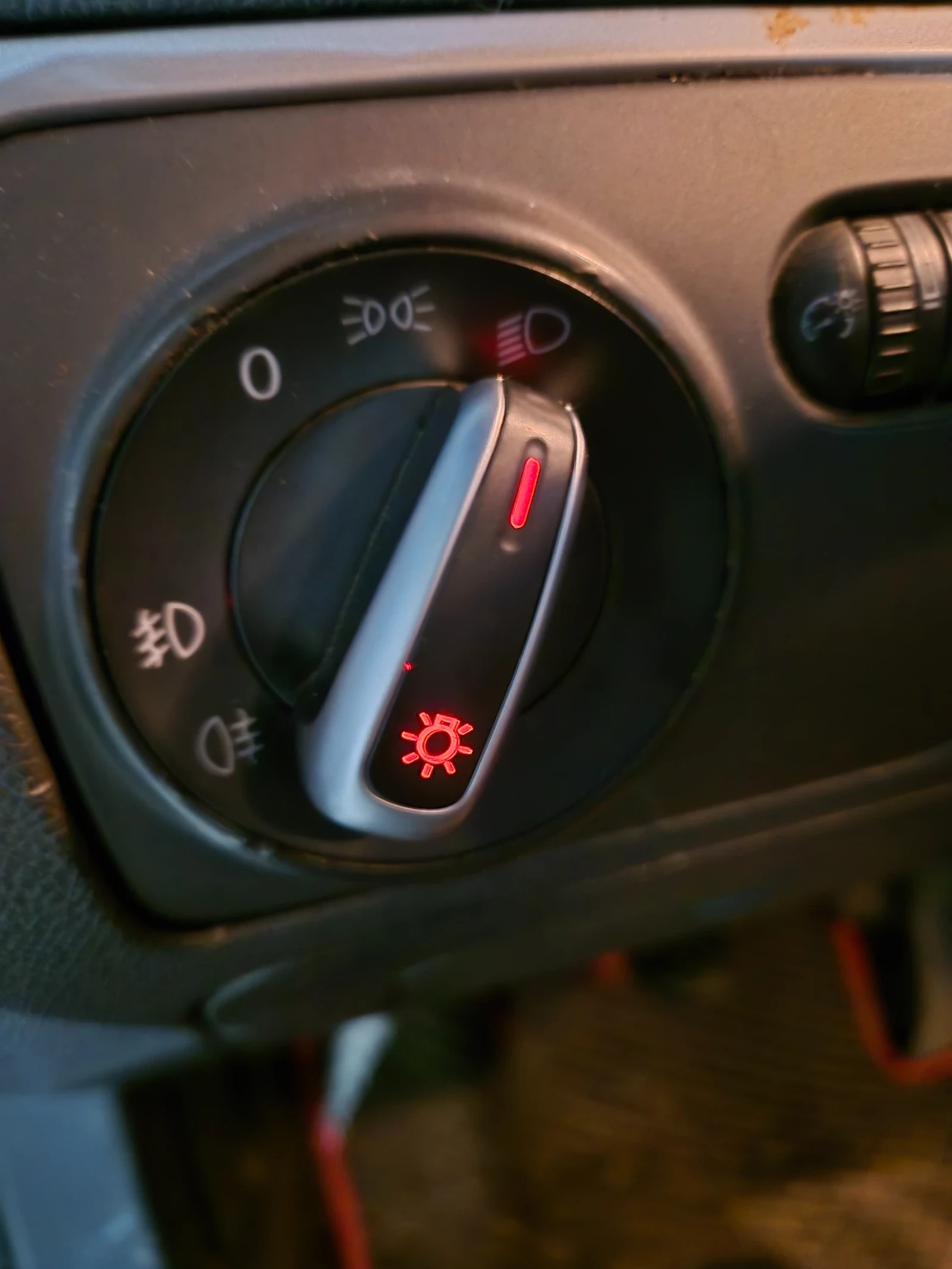 VW Golf 2.0TDI 140�.� | Mobile.bg � ����������� 11