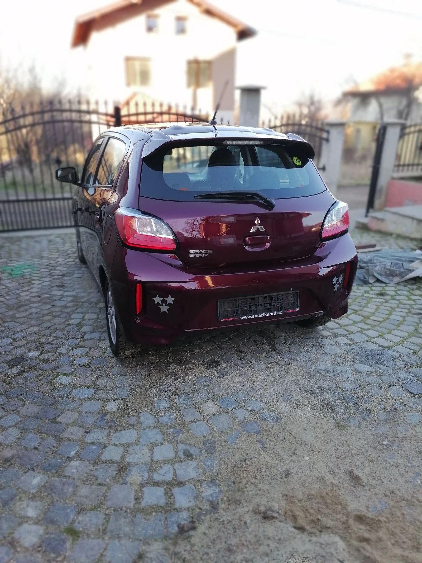 Mitsubishi Space star 1.2i - изображение 3