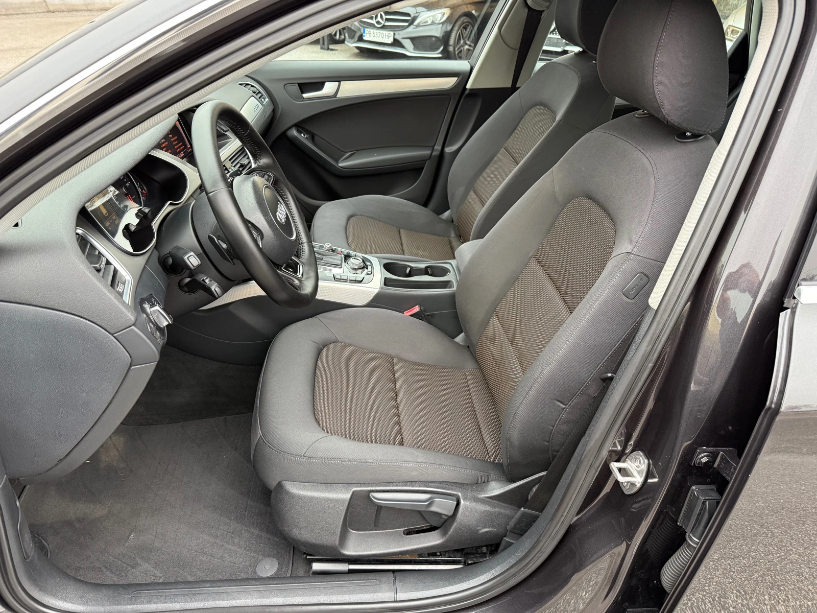 Audi A4 Allroad FACELIFT 2.0TDI quattro FULL DISTRONIC NAVI PDC !! - изображение 9