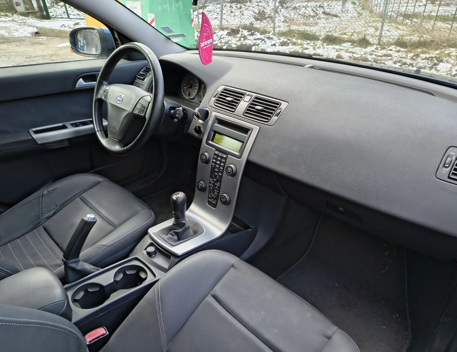 Volvo V50 1.6d - изображение 8