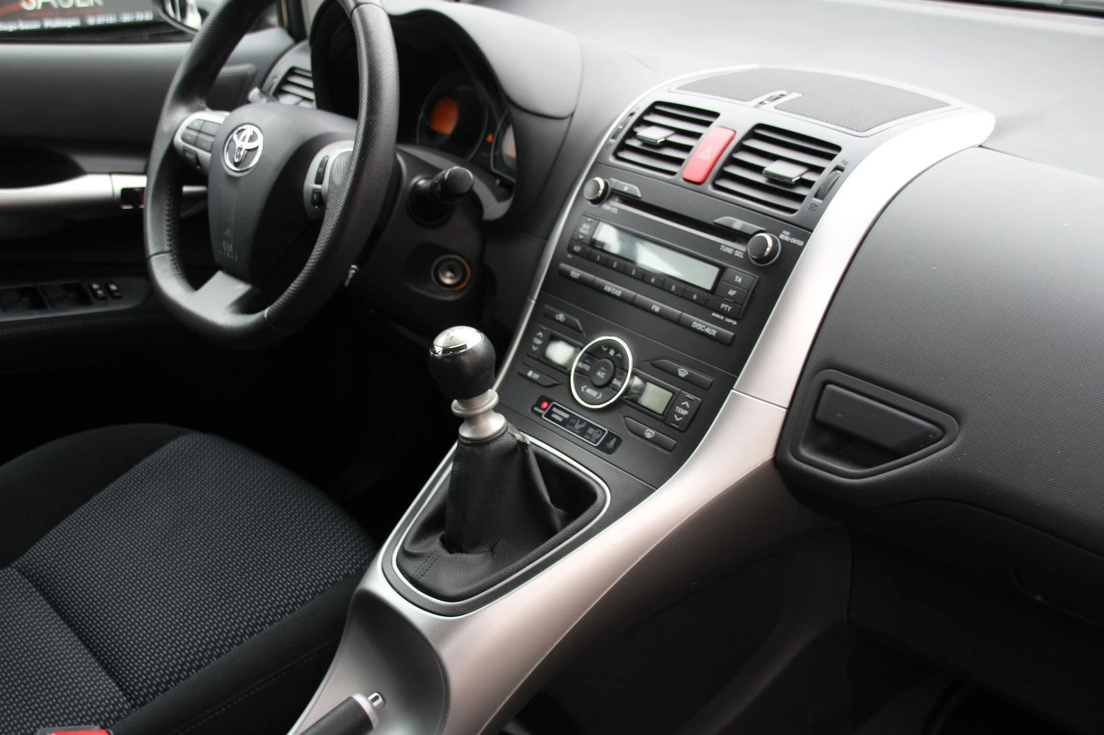 Toyota Auris * 1.6* 132PS*  | Mobile.bg � ����������� 10