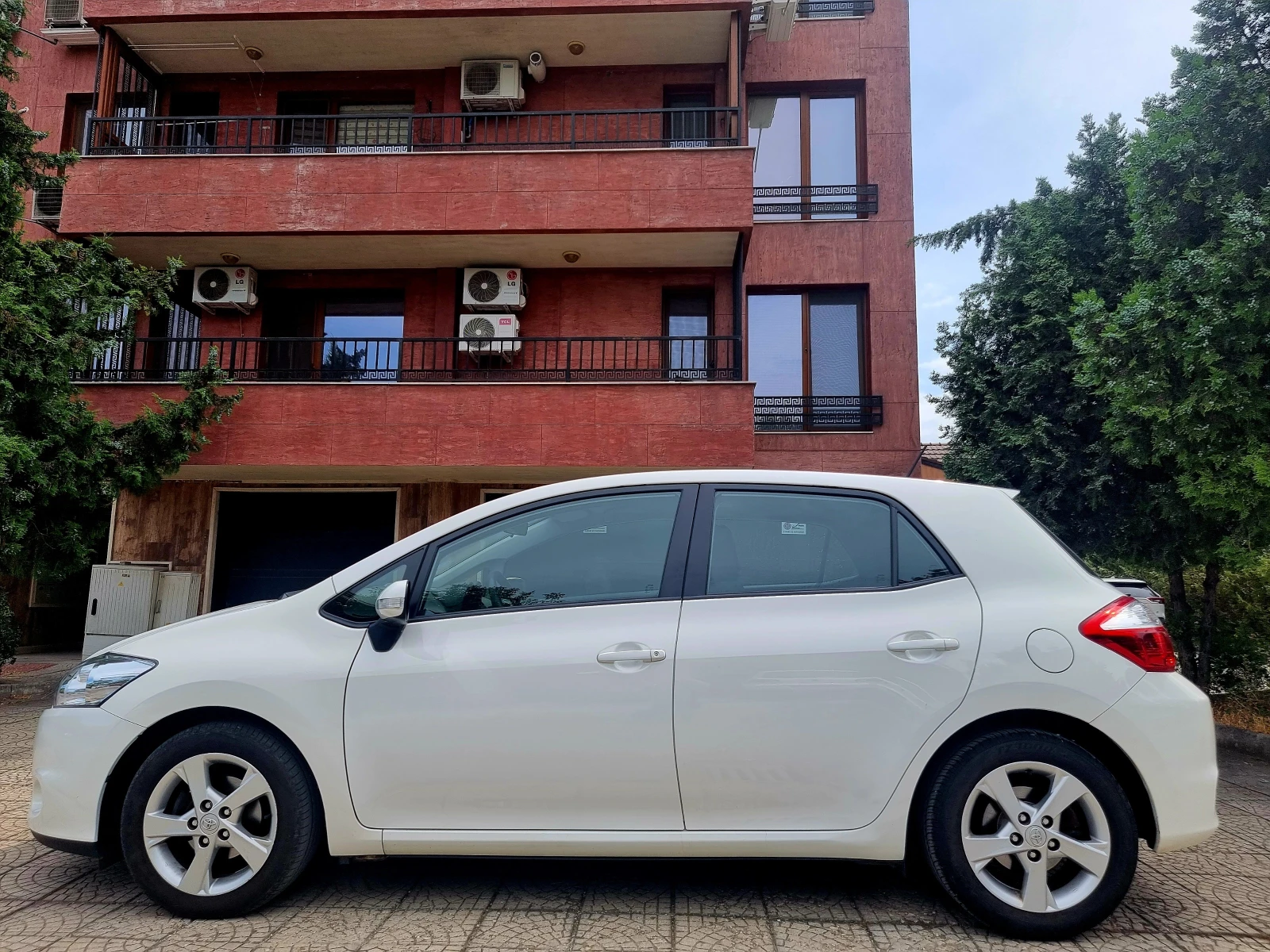 Toyota Auris * 1.6* 132PS*  | Mobile.bg � ����������� 4