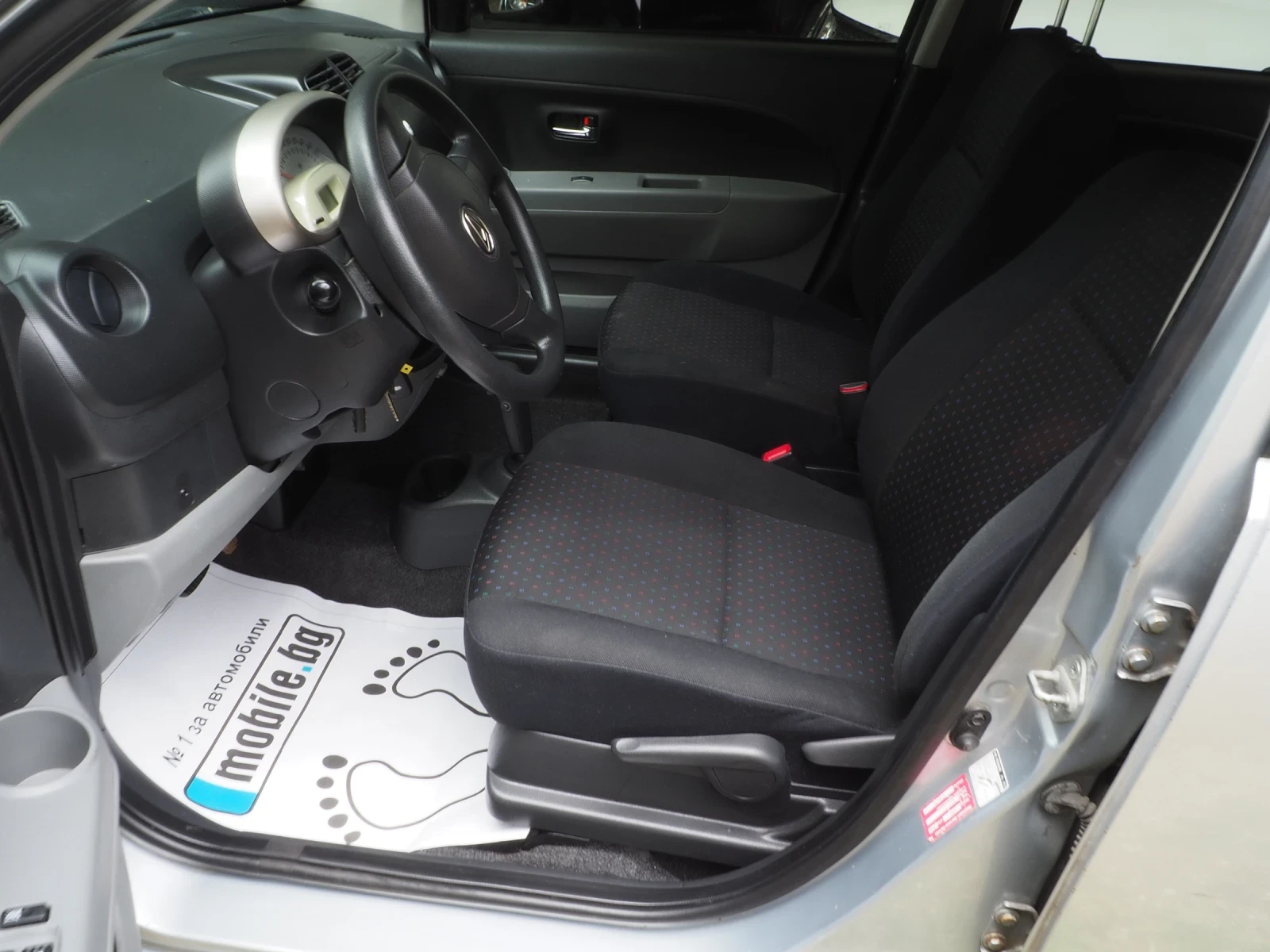 Daihatsu Sirion ТОП ФЕЙСЛИФТ, снимка 13 - Автомобили и джипове - 53721810