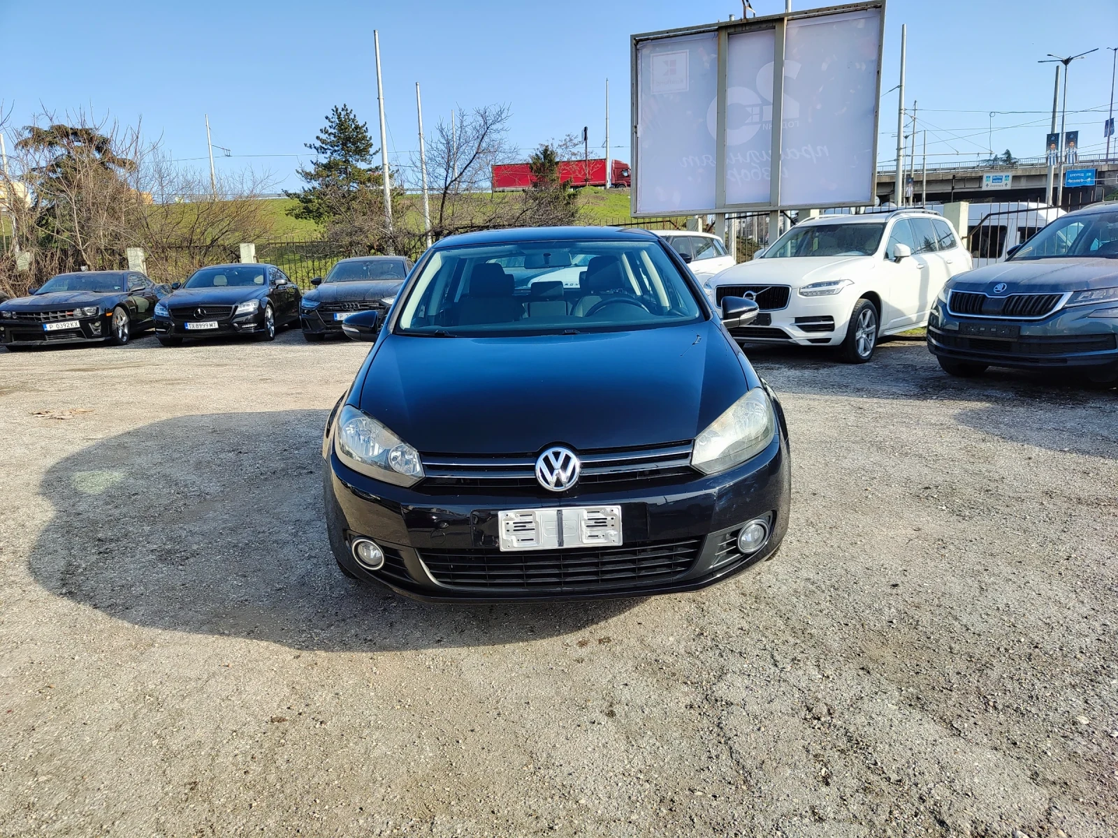 VW Golf 1.6+ GPL, снимка 2 - Автомобили и джипове - 53736382