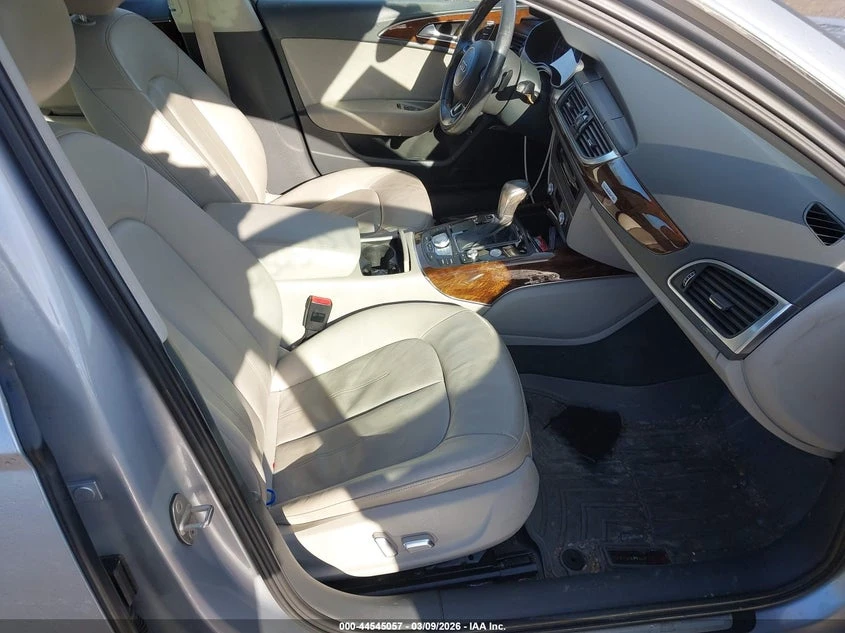 Audi A6 3.0l 3.0T Premium Plus, снимка 5 - Автомобили и джипове - 53910827