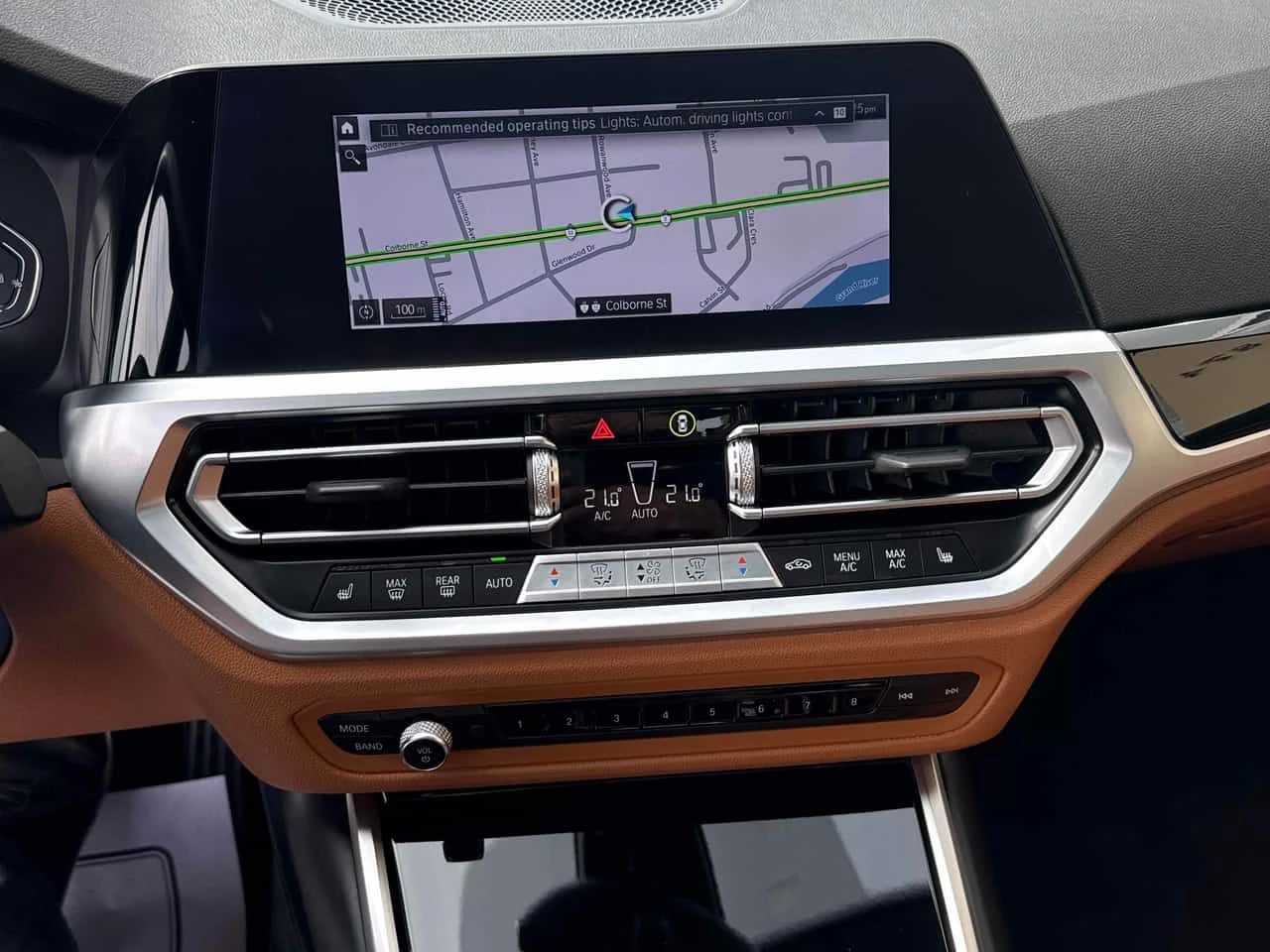 BMW 330 330e xDrive  CARFAX, снимка 8 - Автомобили и джипове - 53994266