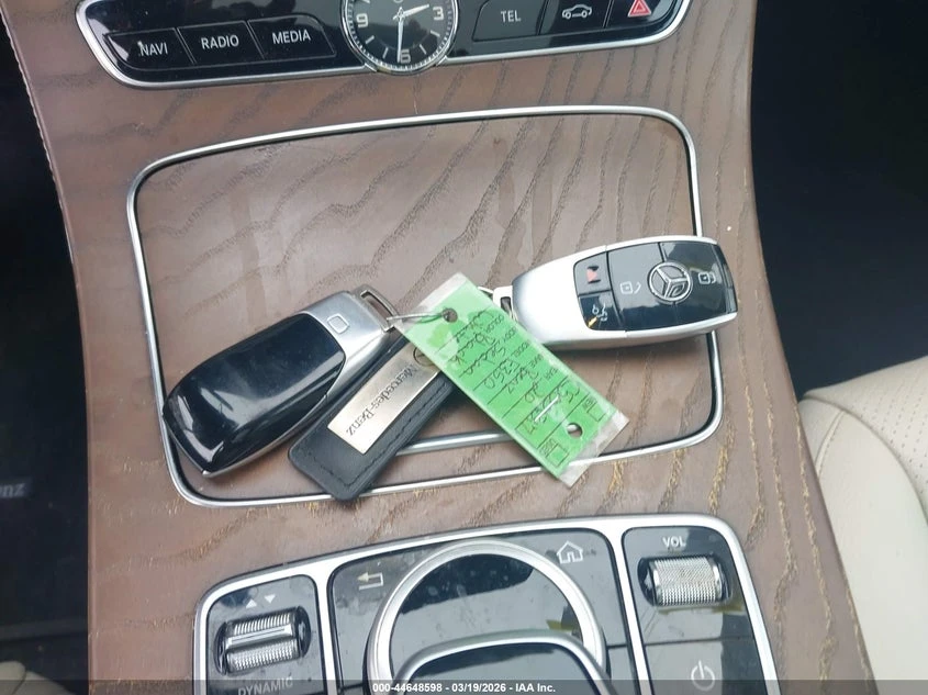 Mercedes-Benz E 350 2.0l 4Matic, снимка 11 - Автомобили и джипове - 54047291